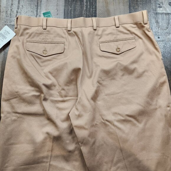 Mens LL Bean Dress Chino size 42 (42x30) Tan Flat Front Pants - Picture 2 of 14